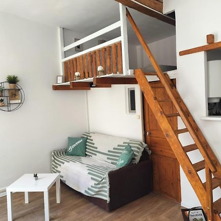 Au Pied Du Baou Apartment Saint-Chamas Екстериор снимка