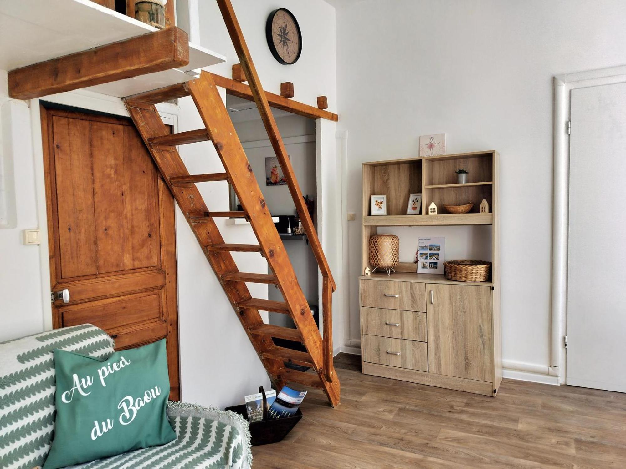 Au Pied Du Baou Apartment Saint-Chamas Екстериор снимка